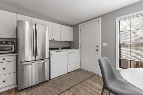 Tiny photo for 104 W 4Th Avenue, Tallahassee, FL 32303 (MLS # 394871)