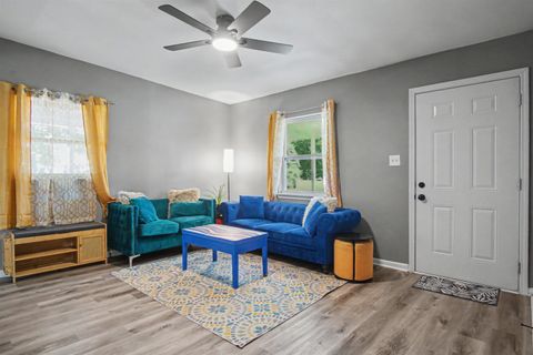 Tiny photo for 1722 Eisenhower Street, Tallahassee, FL 32310 (MLS # 398506)