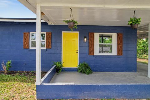 Tiny photo for 1722 Eisenhower Street, Tallahassee, FL 32310 (MLS # 398506)
