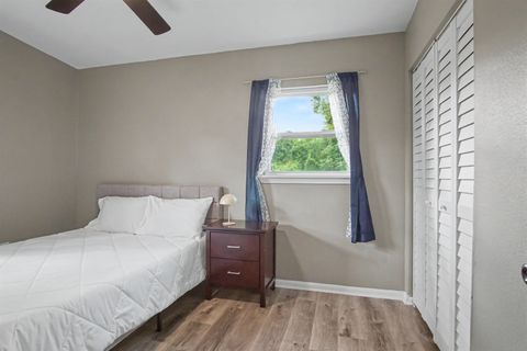 Tiny photo for 1722 Eisenhower Street, Tallahassee, FL 32310 (MLS # 398506)