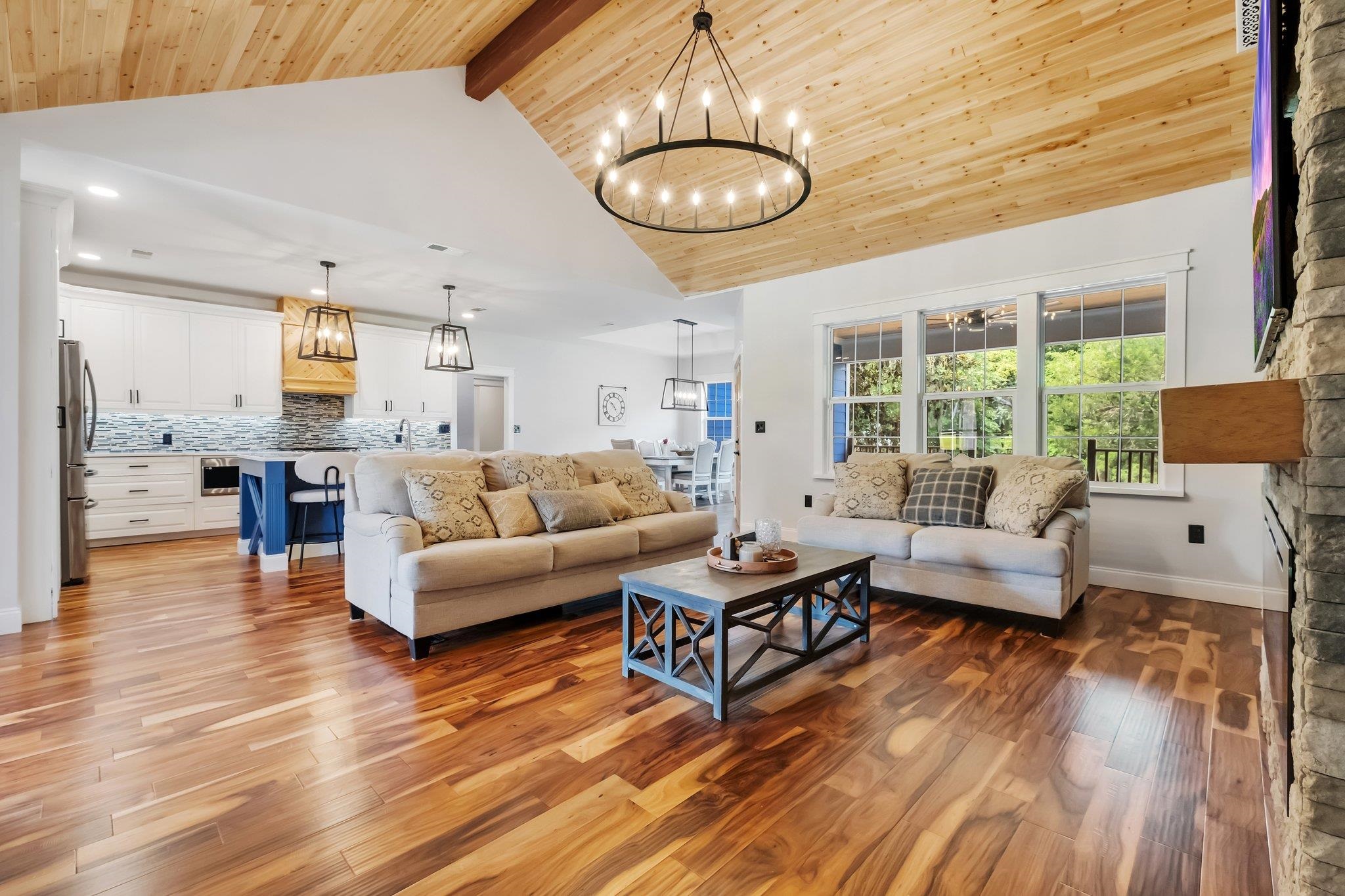 3314 Mariana Oaks Drive