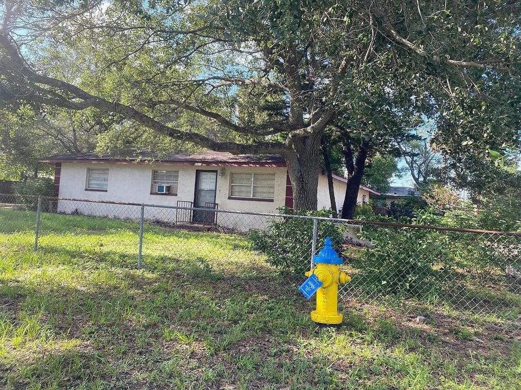 Photo of 5211 E 30th Avenue, Tampa, FL 33619 (MLS # 394218)