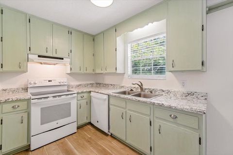 Tiny photo for 2752 Raintree Circle, Tallahassee, FL 32308 (MLS # 390705)