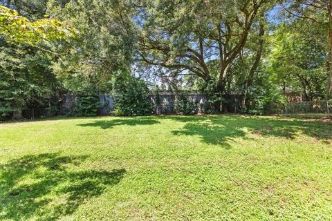 Tiny photo for 2752 Raintree Circle, Tallahassee, FL 32308 (MLS # 390705)