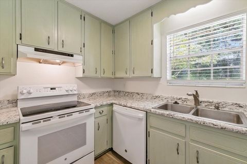 Tiny photo for 2752 Raintree Circle, Tallahassee, FL 32308 (MLS # 390705)