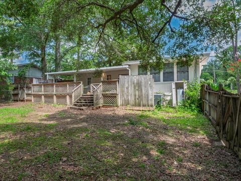 Tiny photo for 1601 Myrick Road, Tallahassee, FL 32303 (MLS # 402163)