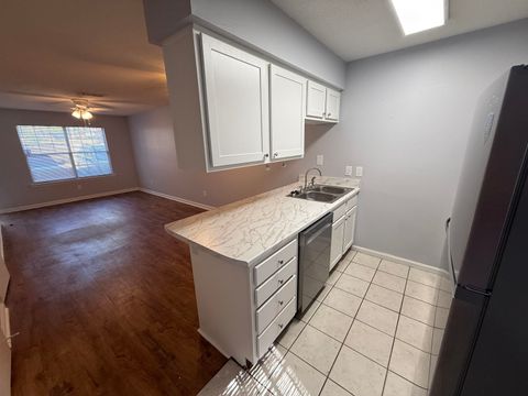 Tiny photo for 827 Richmond Street #F, Tallahassee, FL 32304 (MLS # 399206)