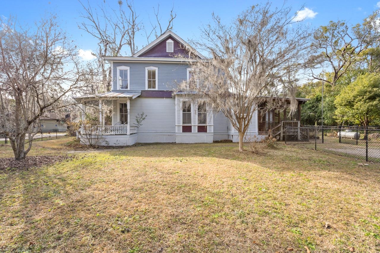490 E Palmer Mill Rd.