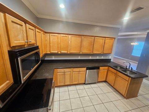 Tiny photo for 5436 Hampton Hill Circle, Tallahassee, FL 32311 (MLS # 390958)