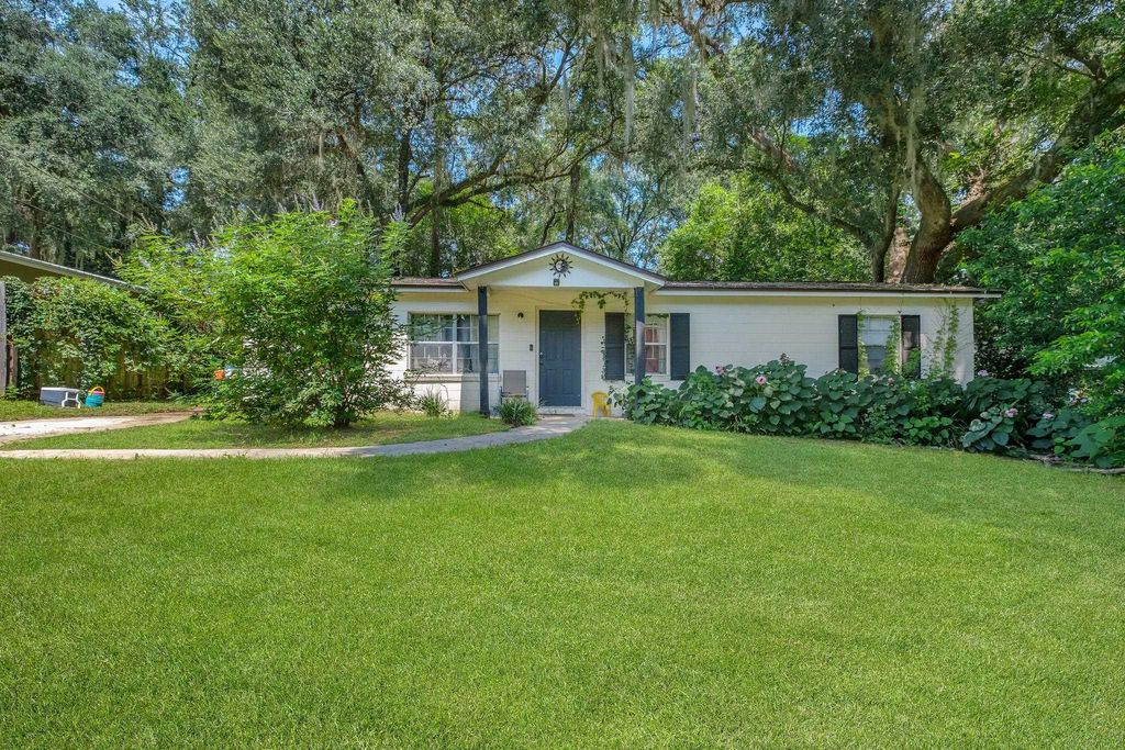 Photo of 2052 Harriet Drive, Tallahassee, FL 32303 (MLS # 390592)