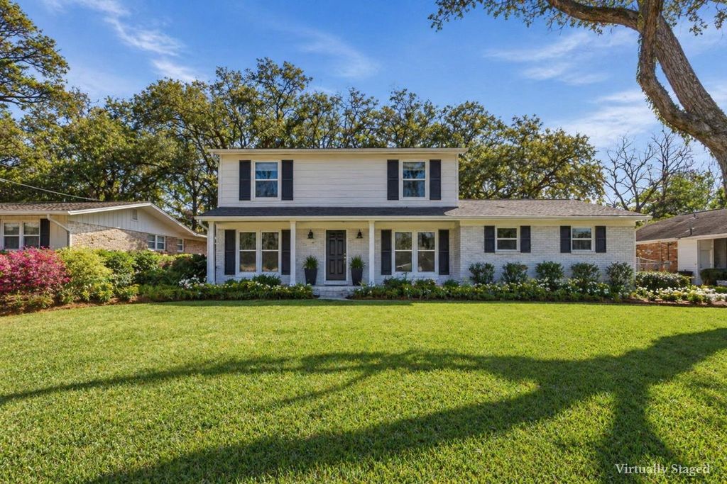 Photo of 2008 Doomar Drive, Tallahassee, FL 32308 (MLS # 399233)