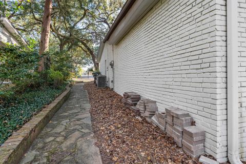 Tiny photo for 930 Maplewood Avenue, Tallahassee, FL 32303 (MLS # 386657)