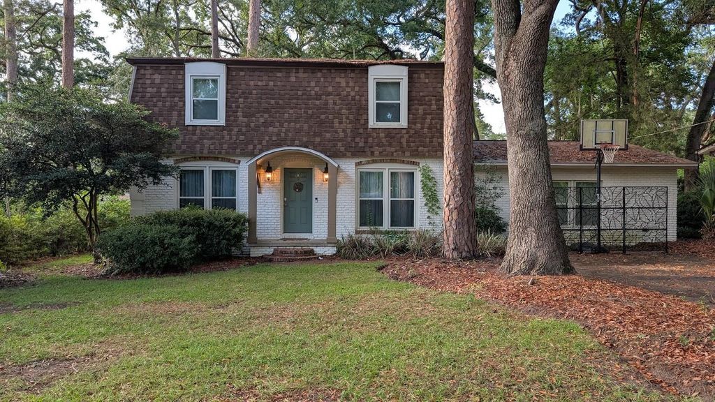 Photo of 930 Maplewood Avenue, Tallahassee, FL 32303 (MLS # 386657)