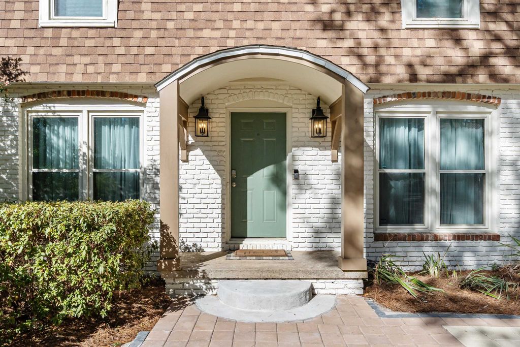 Photo of 930 Maplewood Avenue, Tallahassee, FL 32303 (MLS # 386657)