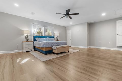 Tiny photo for 930 Maplewood Avenue, Tallahassee, FL 32303 (MLS # 386657)