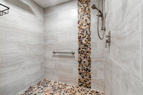 Tiny photo for 930 Maplewood Avenue, Tallahassee, FL 32303 (MLS # 386657)