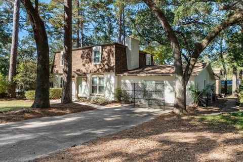 Tiny photo for 930 Maplewood Avenue, Tallahassee, FL 32303 (MLS # 386657)