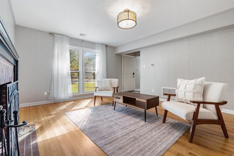 Tiny photo for 930 Maplewood Avenue, Tallahassee, FL 32303 (MLS # 386657)