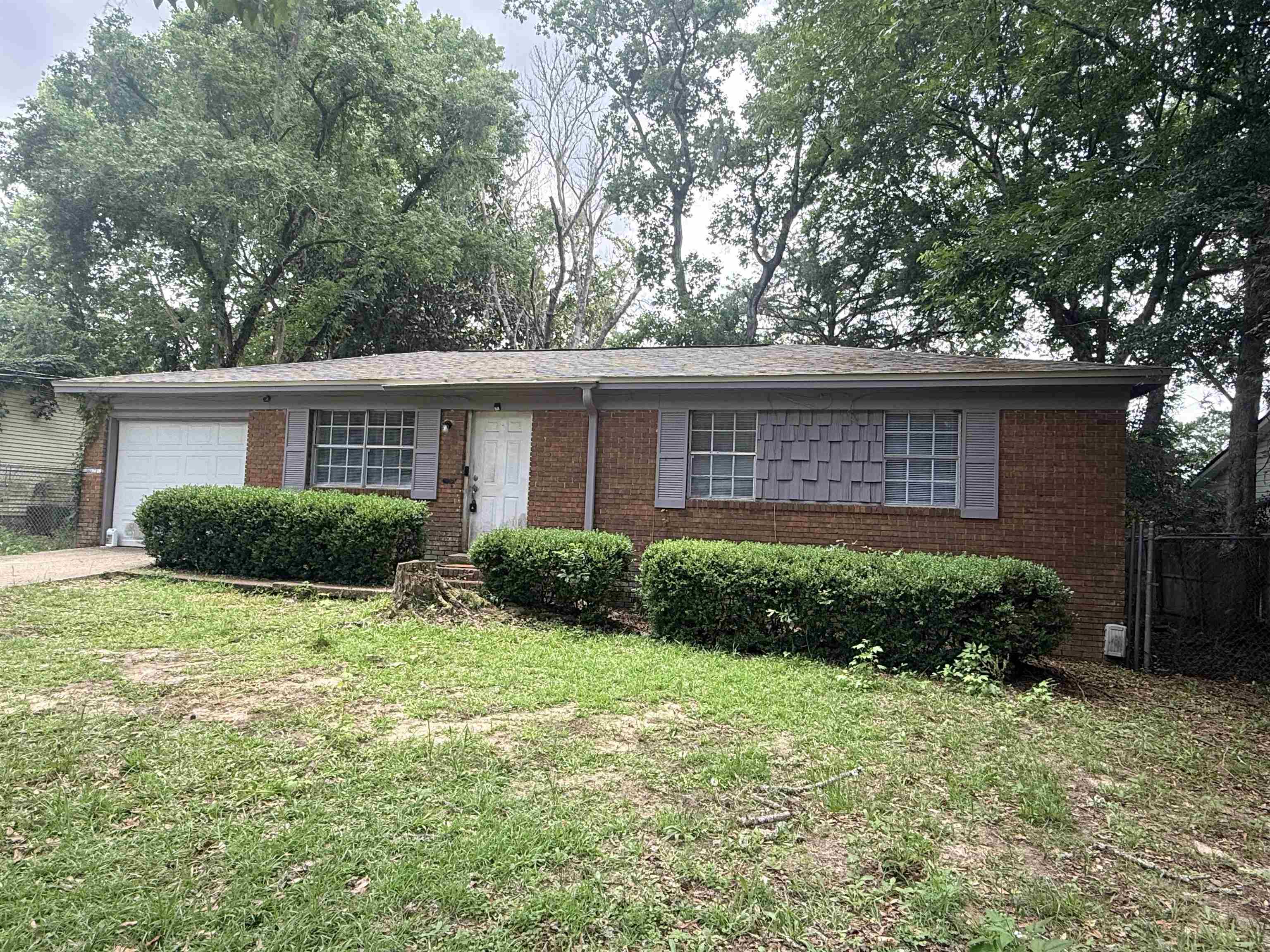 Photo 1 of 34 — 4008 Wiggington Road, Tallahassee, FL 32303