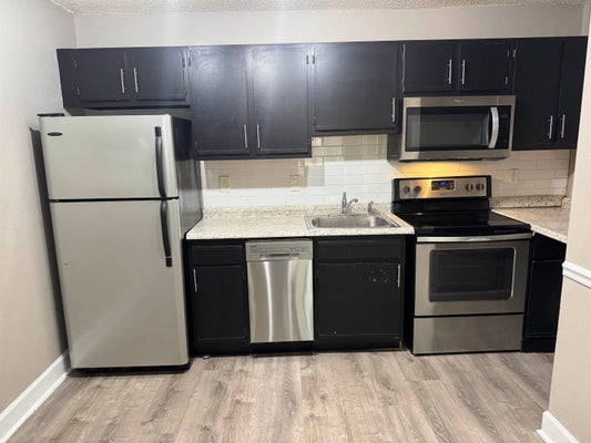 403 HAYDEN RD APT 211, TALLAHASSEE, FL 32304 - Image 4f49ad44a67011f3bf50cde30d9e9e3e/2858710044