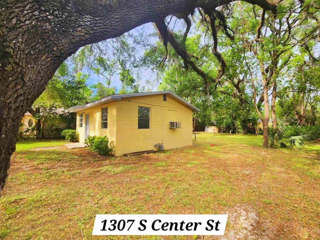 Photo of 1124 S ORANGE Street #2, Perry, FL 32348 (MLS # 384207)