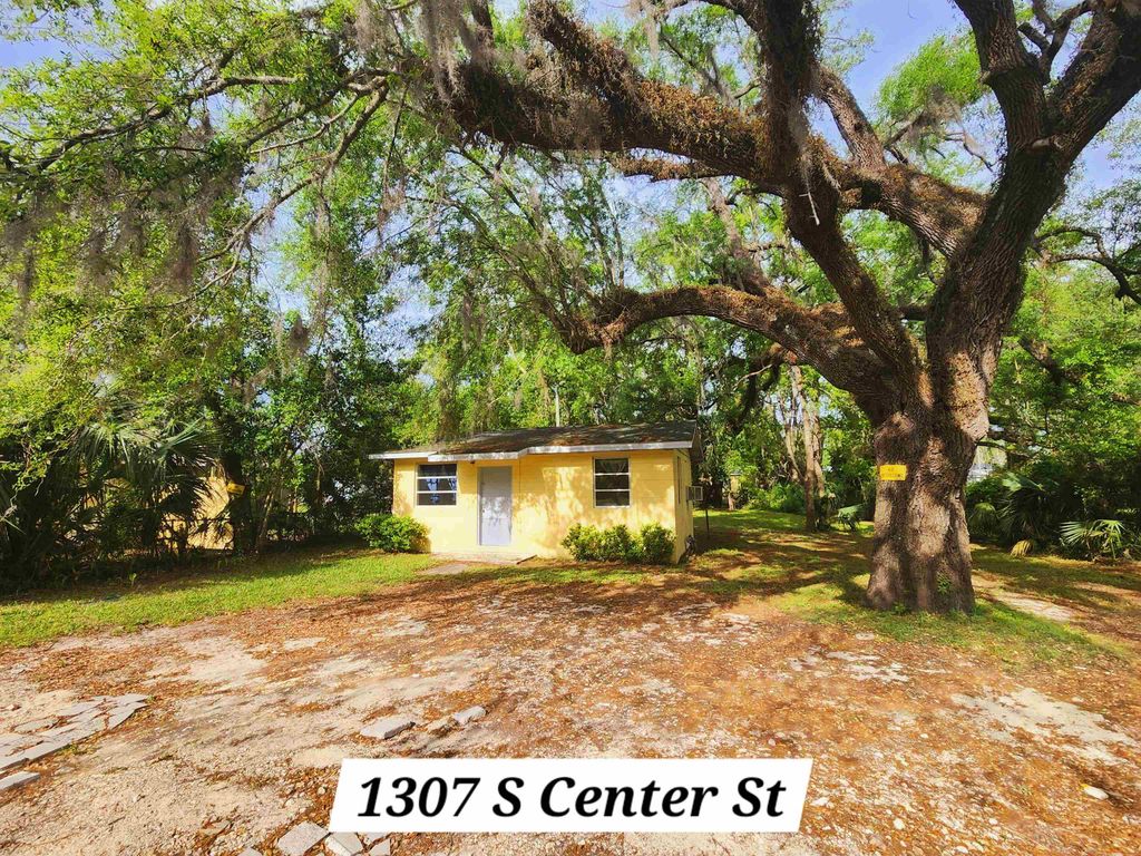 Photo of 1124 S ORANGE Street #2, Perry, FL 32348 (MLS # 384207)