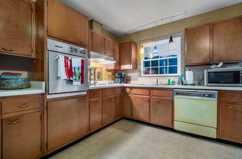 Tiny photo for 1716 S Meridian Street, Tallahassee, FL 32301 (MLS # 392591)