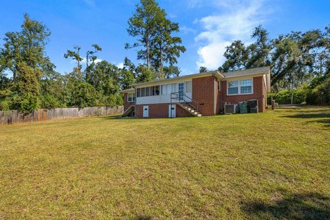 Tiny photo for 1716 S Meridian Street, Tallahassee, FL 32301 (MLS # 392591)