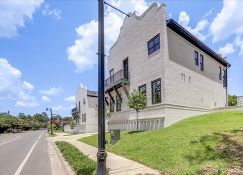 Tiny photo for 275 S Franklin Boulevard, Tallahassee, FL 32301 (MLS # 394567)