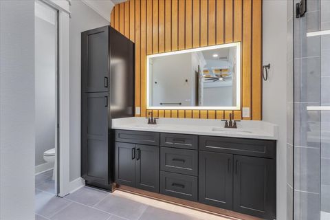 Tiny photo for 275 S Franklin Boulevard, Tallahassee, FL 32301 (MLS # 394567)