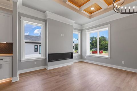 Tiny photo for 275 S Franklin Boulevard, Tallahassee, FL 32301 (MLS # 394567)