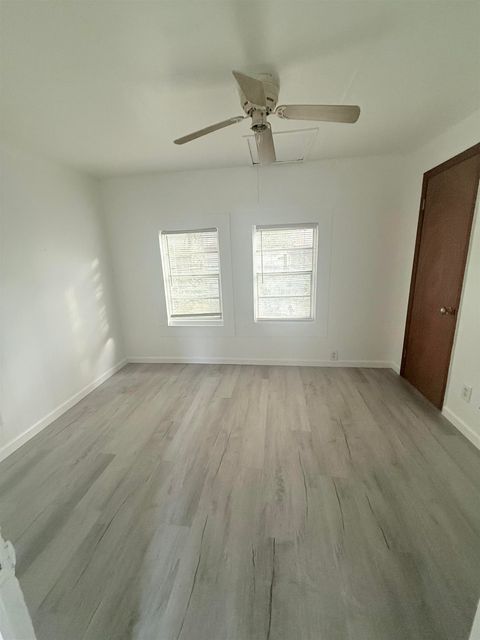 Tiny photo for 3417 Laura Street, Tallahassee, FL 32305 (MLS # 396928)