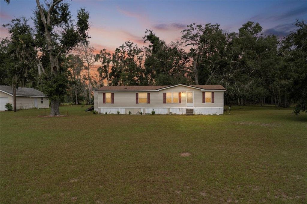 Photo of 391 NE Fir Street, Pinetta, FL 32350 (MLS # 392301)