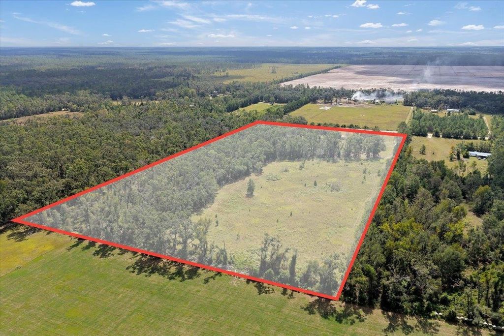 Photo of 391 NE Fir Street, Pinetta, FL 32350 (MLS # 392301)