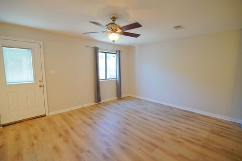 Tiny photo for 1303 Airport Drive #A8, Tallahassee, FL 32304 (MLS # 399584)