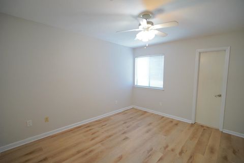 Tiny photo for 1303 Airport Drive #A8, Tallahassee, FL 32304 (MLS # 399584)