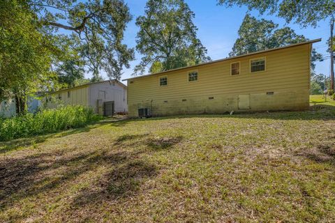 Tiny photo for 3421 Sunnyside Drive, Tallahassee, FL 32305 (MLS # 391053)