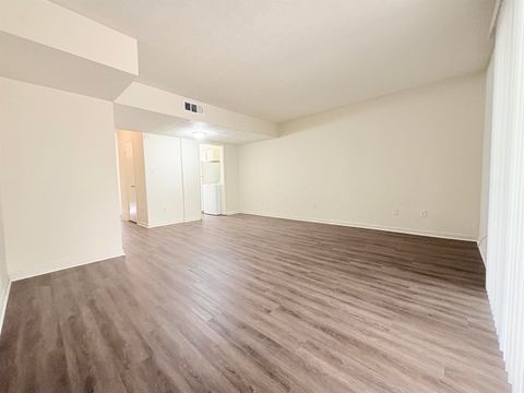 Tiny photo for 1734 Hartsfield Road #D, Tallahassee, FL 32303 (MLS # 398664)