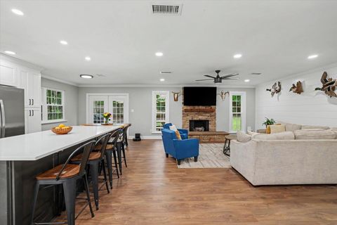 Tiny photo for 3217 W Baldwin Drive, Tallahassee, FL 32309 (MLS # 399946)