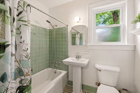 Tiny photo for 607 TALAFLO Street, Tallahassee, FL 32308 (MLS # 395069)