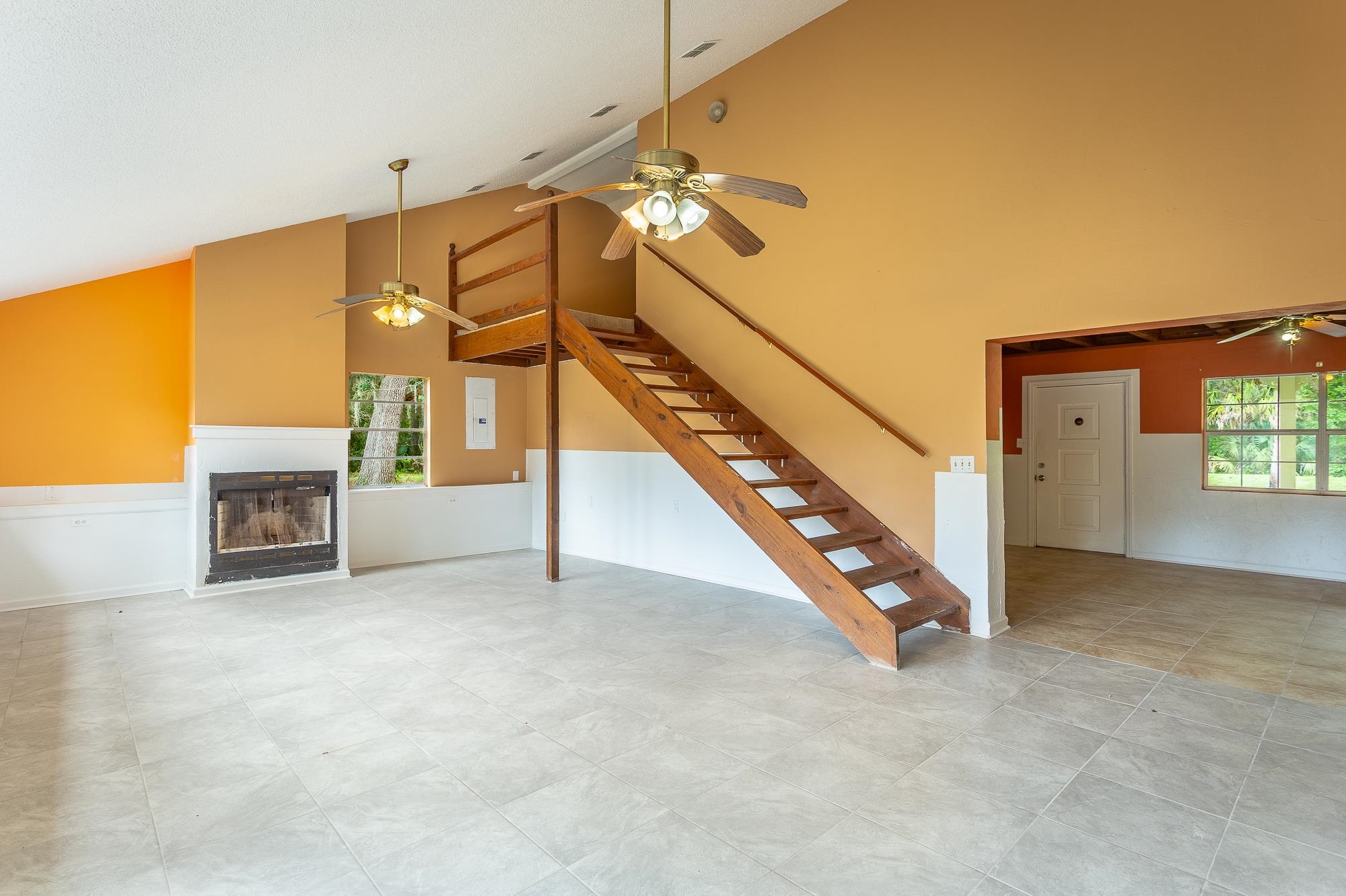 4095 Spring Creek Highway