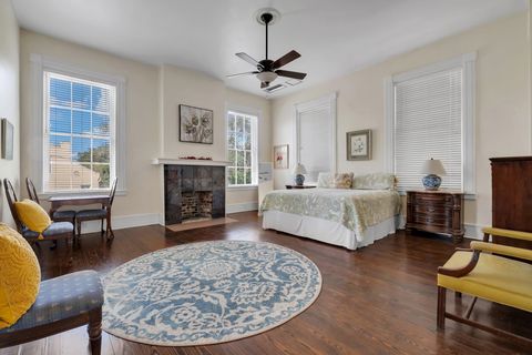 Tiny photo for 410 N Calhoun Street, Tallahassee, FL 32301 (MLS # 395580)