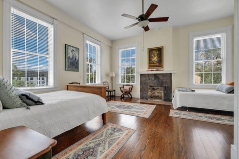 Tiny photo for 410 N Calhoun Street, Tallahassee, FL 32301 (MLS # 395580)