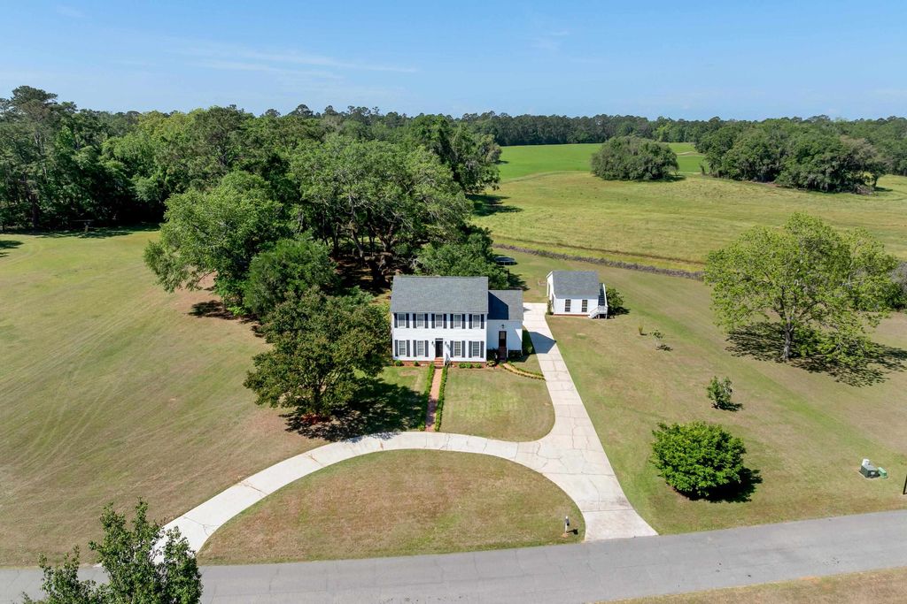 Photo of 6023 Pickwick Road, Tallahassee, FL 32309 (MLS # 398767)