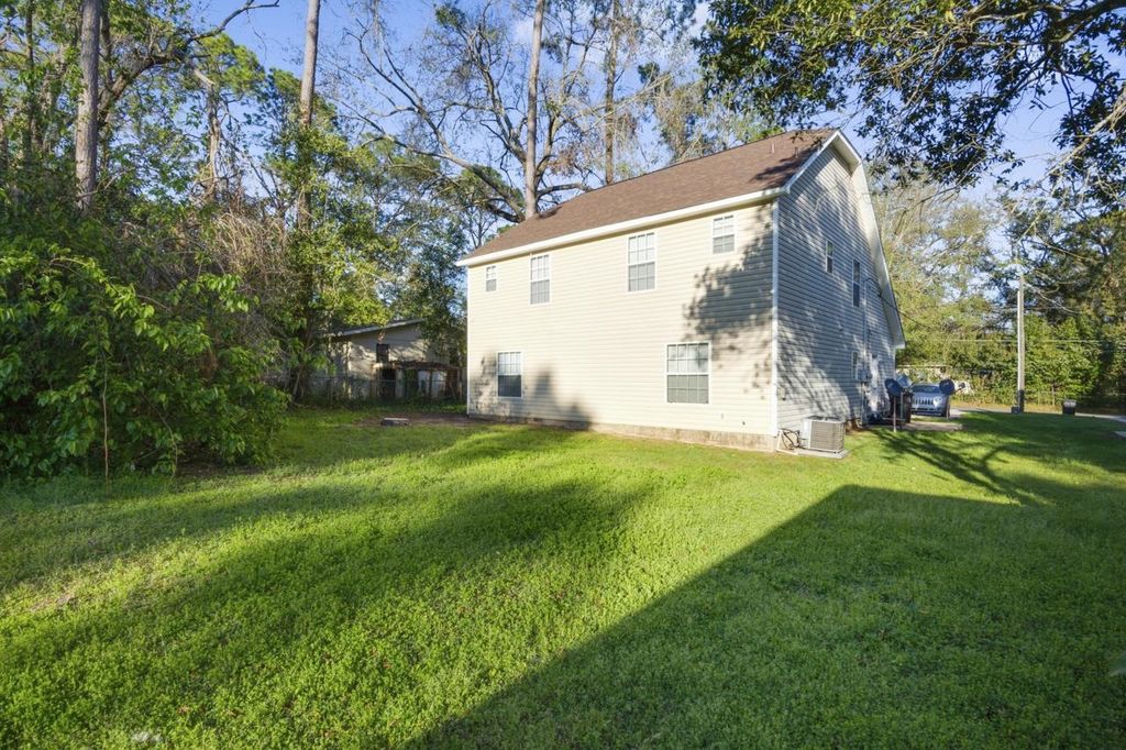 Photo of 1920 Trimble Road #2, Tallahassee, FL 32303 (MLS # 392386)