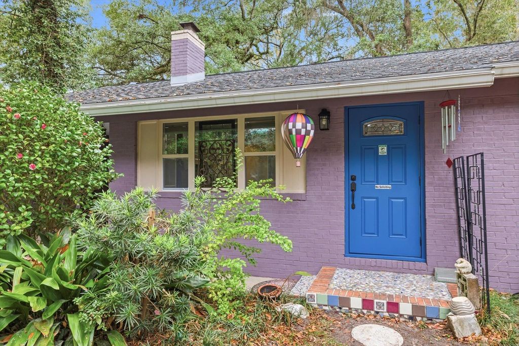 Photo of 1950 Longview Drive, Tallahassee, FL 32303 (MLS # 393921)