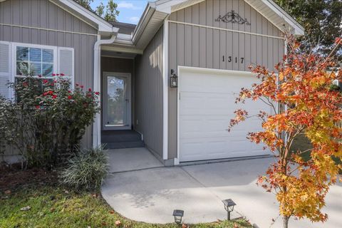 Tiny photo for 1317 Ostin Nene, Tallahassee, FL 32301 (MLS # 391375)