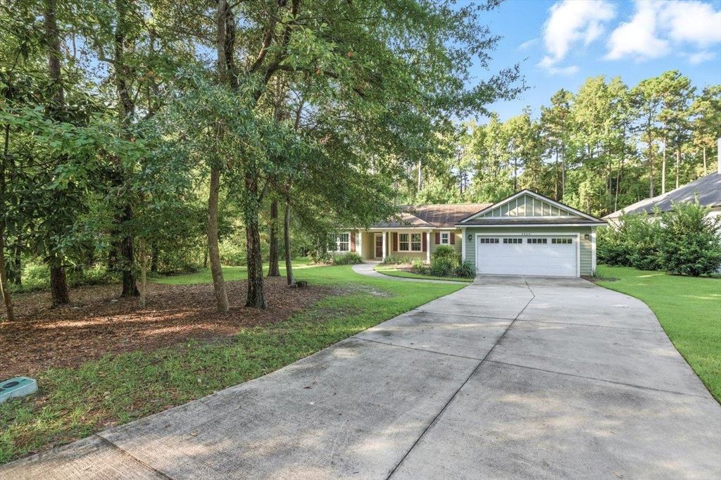 Photo of 3364 MICANOPY Trail, Tallahassee, FL 32312 (MLS # 390412)