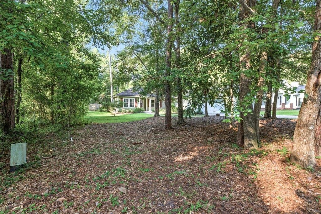 Photo of 3364 MICANOPY Trail, Tallahassee, FL 32312 (MLS # 390412)