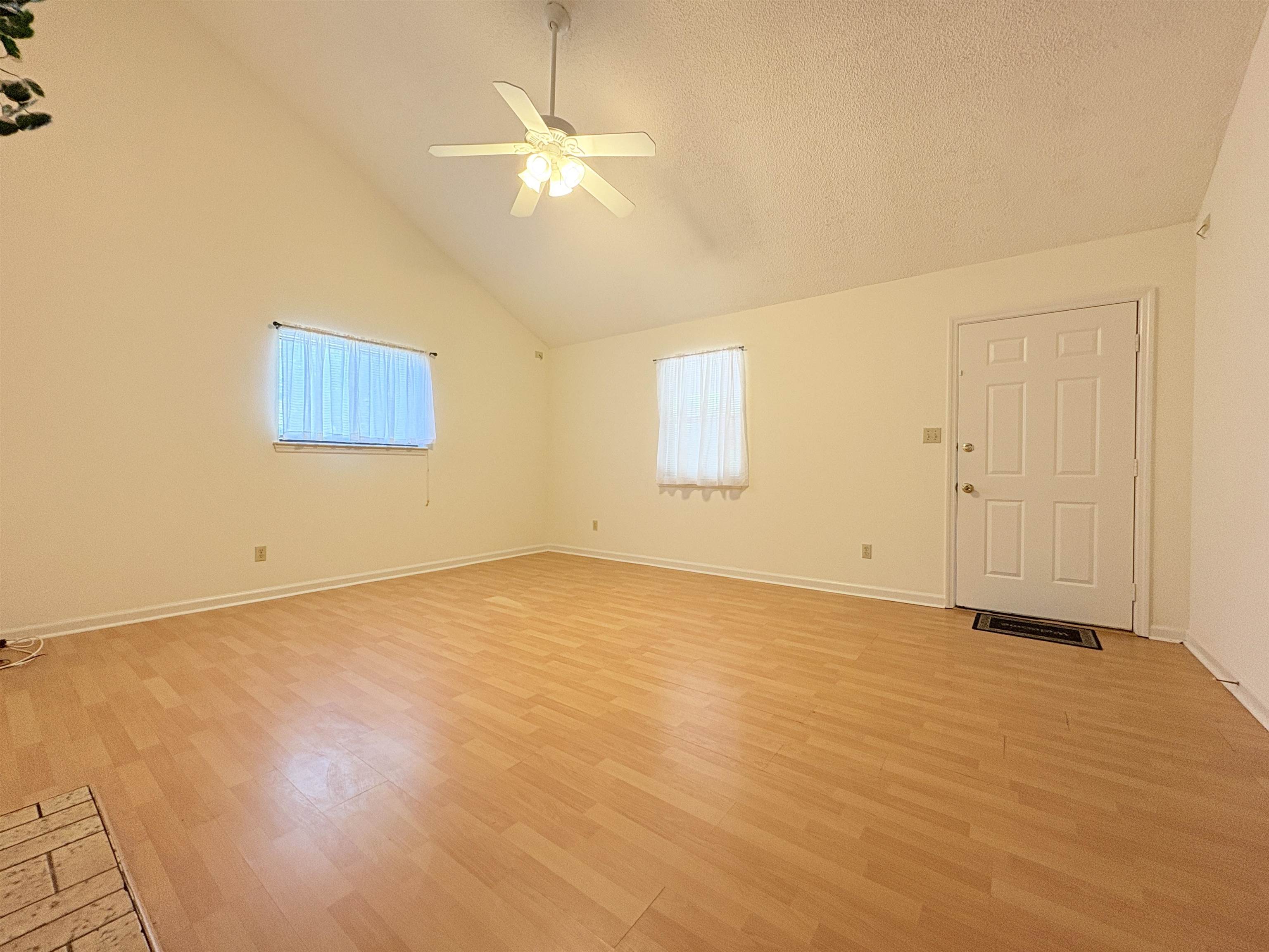 1548 Twin Lakes Circle